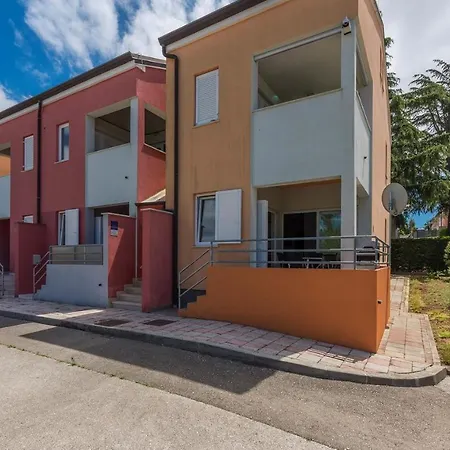 公寓 Raul In 达伊拉