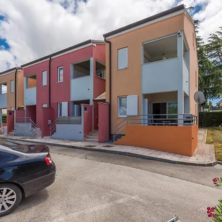Apartment Raul In *