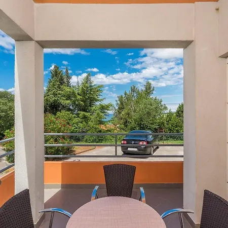 Raul In Apartman Dajla