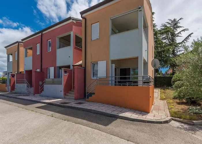 Apartment Raul In Dajla